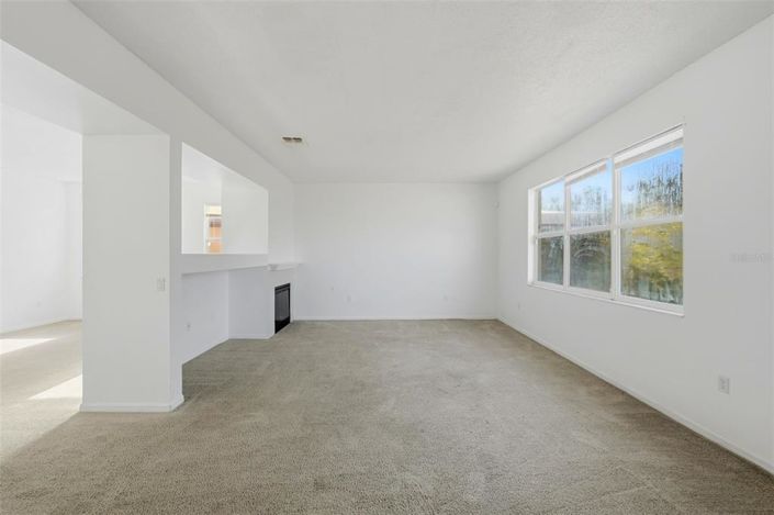 Image No.10-3 Bed House for sale