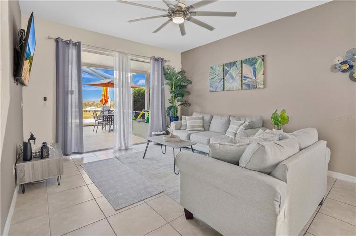 Image No.15-5 Bed Property for sale