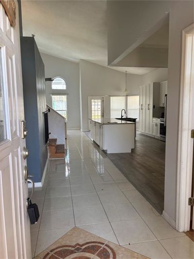 Image No.3-5 Bed House for sale