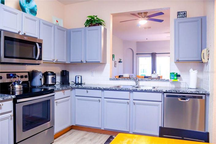 Image No.10-3 Bed Townhouse for sale