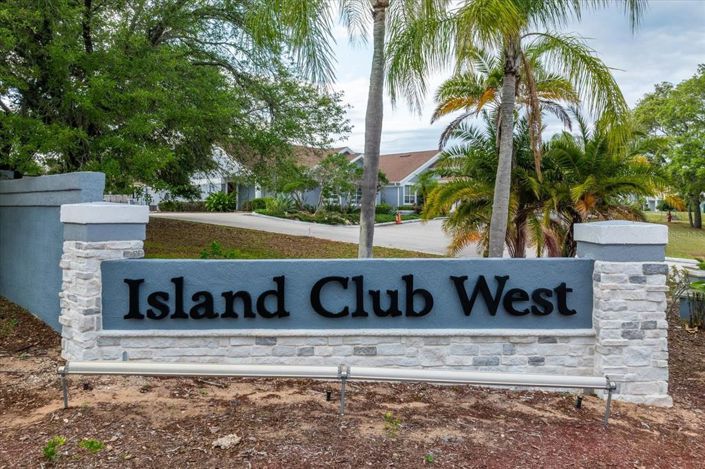 Image No.24-4 Bed Townhouse for sale