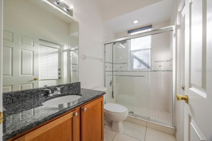 Image No.12-4 Bed House for sale