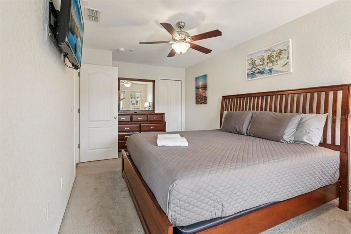 Image No.20-3 Bed Townhouse for sale