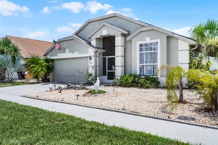 Image No.2-Propriété de 4 chambres à vendre à Davenport