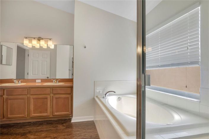 Image No.12-Propriété de 4 chambres à vendre à Davenport