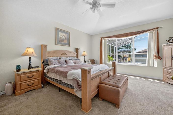 Image No.26-6 Bed House for sale