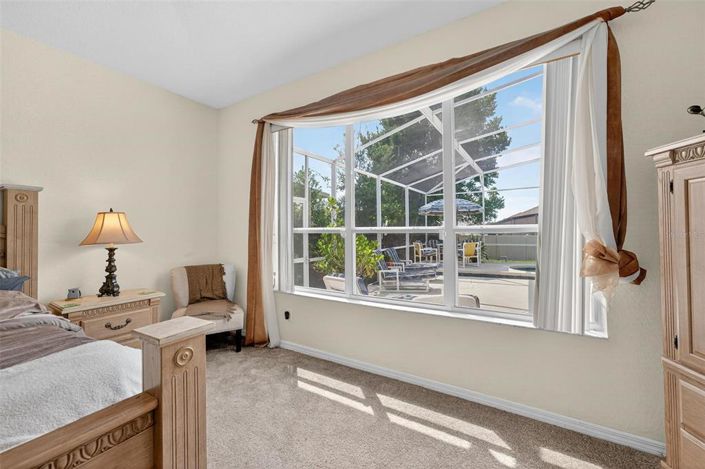 Image No.28-6 Bed House for sale