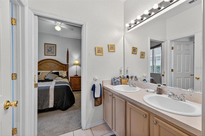 Image No.38-6 Bed House for sale