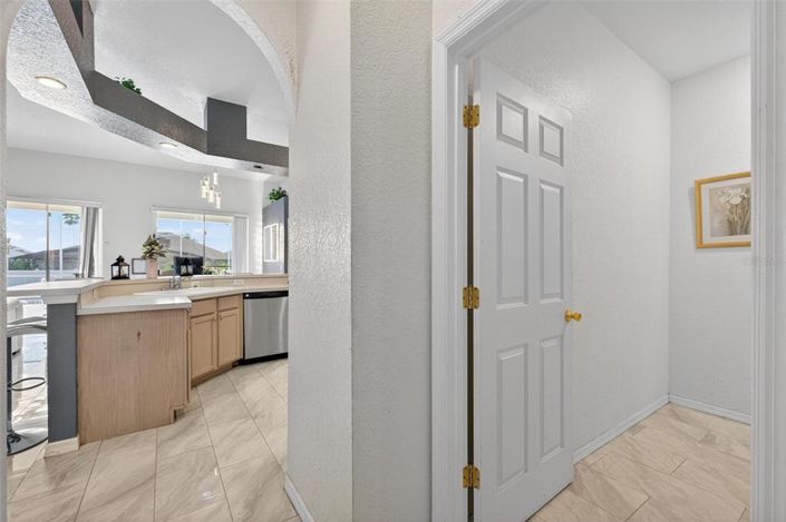 Image No.49-6 Bed House for sale