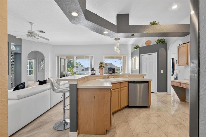 Image No.50-6 Bed House for sale