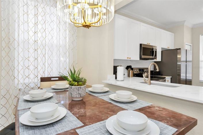 Image No.10-4 Bed Townhouse for sale