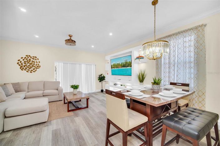 Image No.7-4 Bed Townhouse for sale