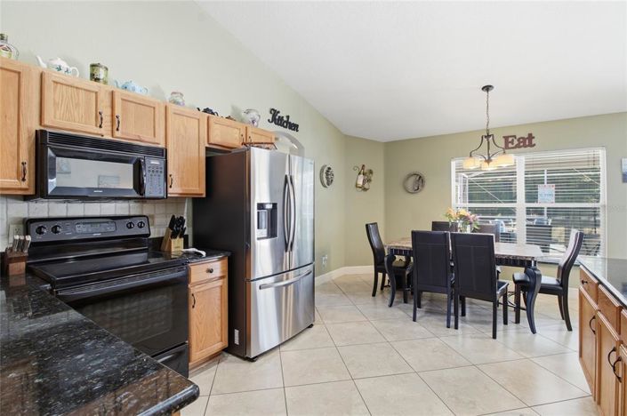 Image No.12-5 Bed House for sale