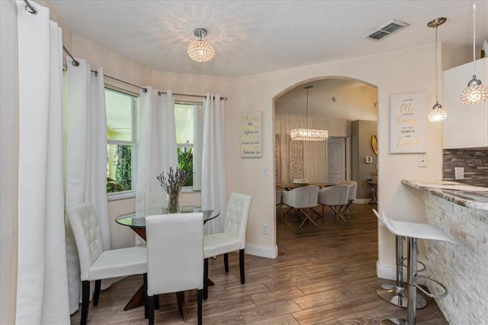 Image No.10-Propriété de 4 chambres à vendre à Davenport