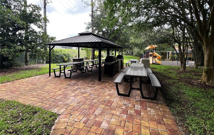 Image No.45-2 Bed Property for sale