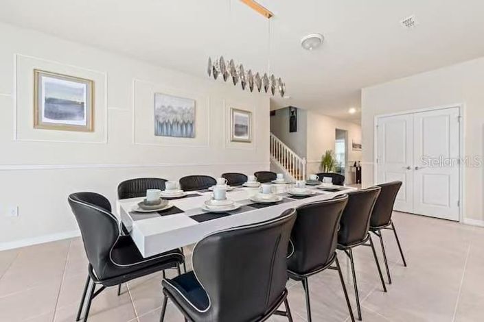 Image No.4-10 Bed Property for sale