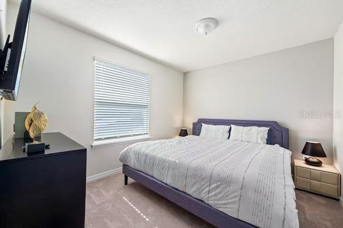 Image No.8-10 Bed Property for sale