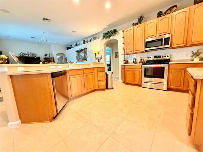 Image No.16-4 Bed Property for sale