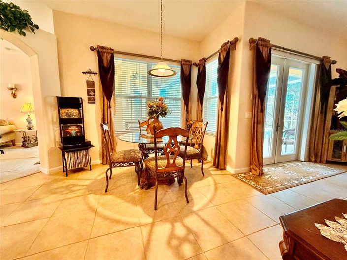 Image No.20-4 Bed Property for sale