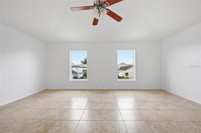 Image No.22-5 Bed House for sale