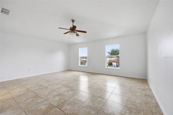 Image No.23-5 Bed House for sale