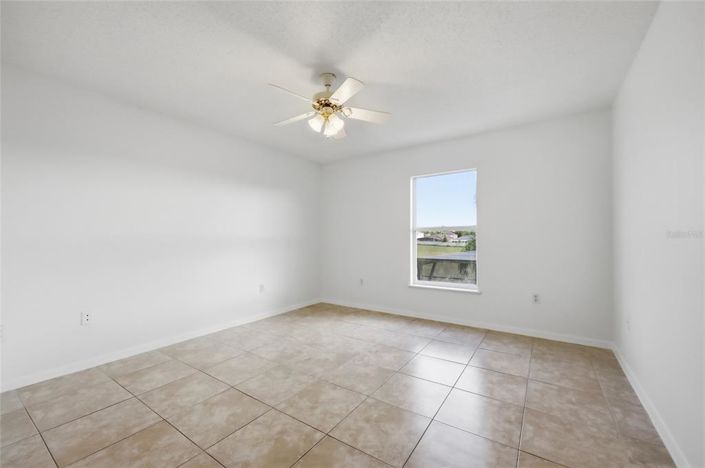 Image No.33-5 Bed House for sale