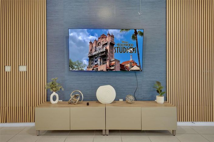 Image No.5-6 Bed Property for sale