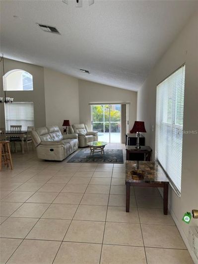 Image No.17-4 Bed Property for sale