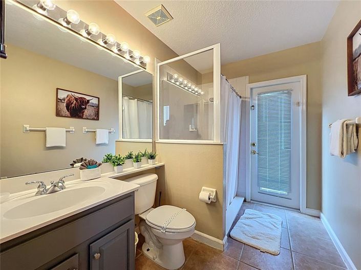 Image No.17-5 Bed Property for sale