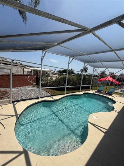 Image No.16-4 Bed Property for sale