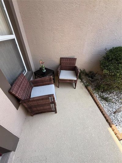 Image No.2-4 Bed House for sale