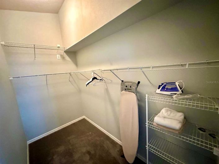 Image No.11-3 Bed House for sale