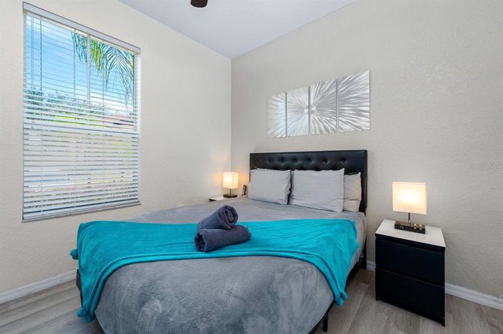 Image No.13-4 Bed Townhouse for sale