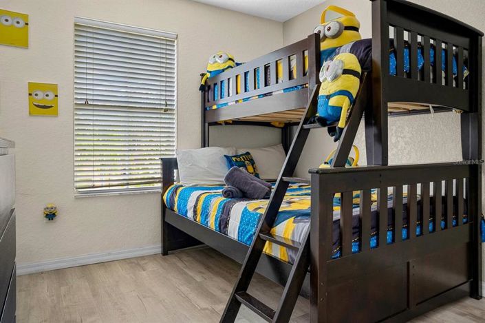 Image No.19-4 Bed Townhouse for sale