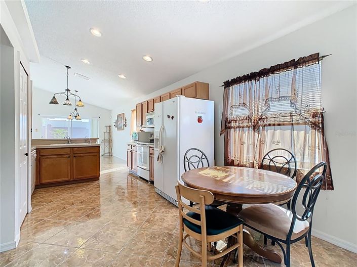 Image No.5-4 Bed Property for sale