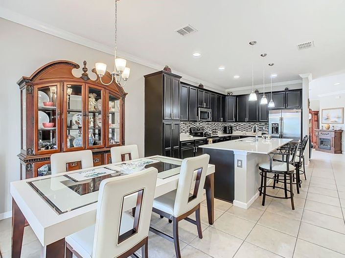 Image No.14-4 Bed House for sale