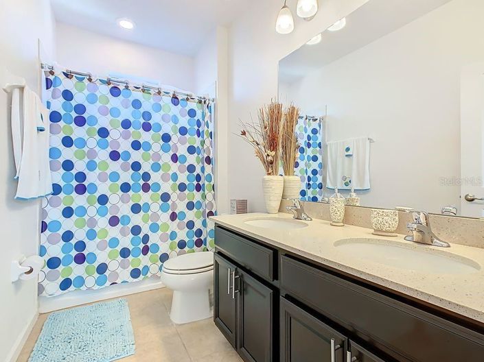 Image No.22-4 Bed House for sale