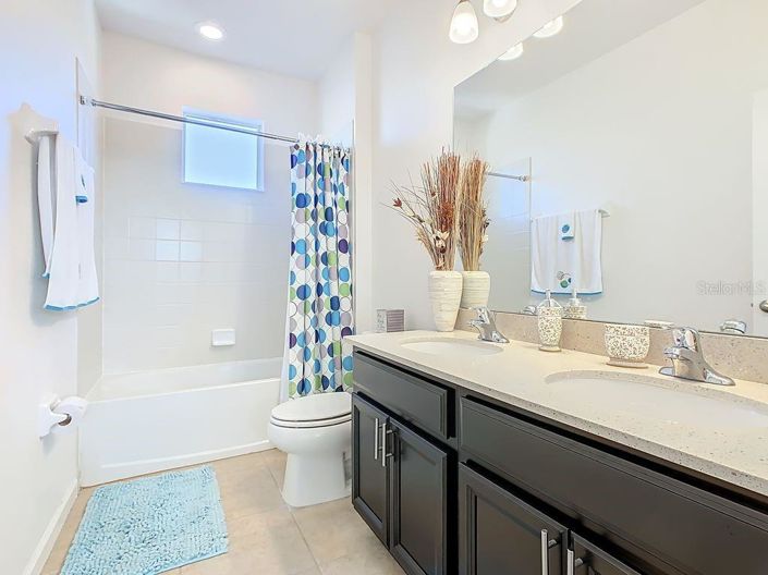 Image No.23-4 Bed Property for sale