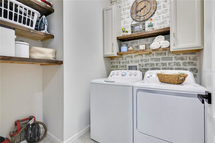 Image No.27-3 Bed Property for sale