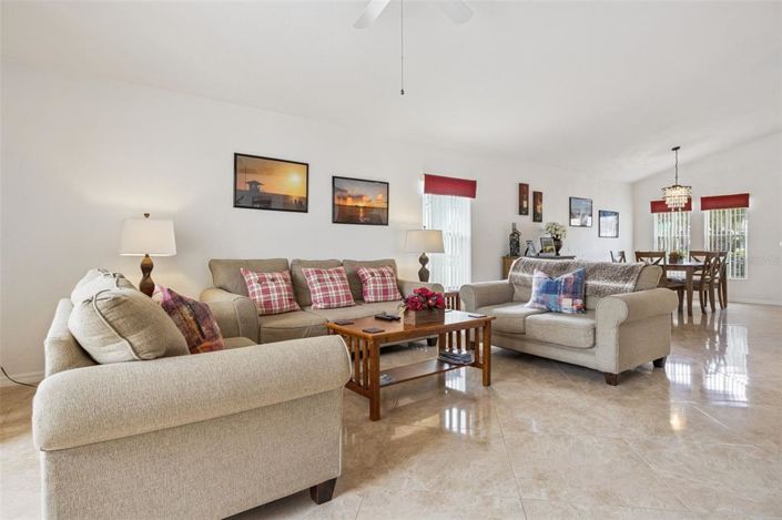 Image No.19-4 Bed House for sale