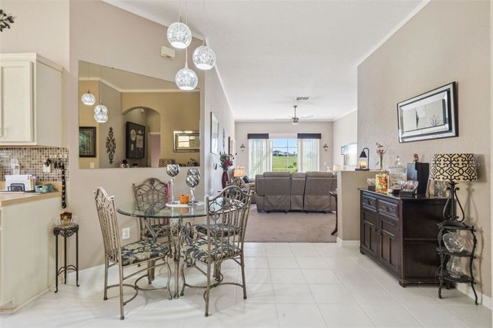 Image No.12-4 Bed House for sale