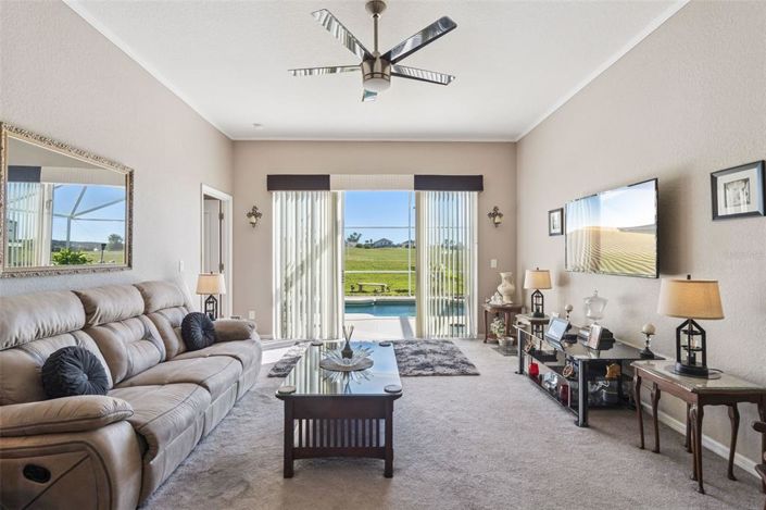 Image No.19-4 Bed House for sale