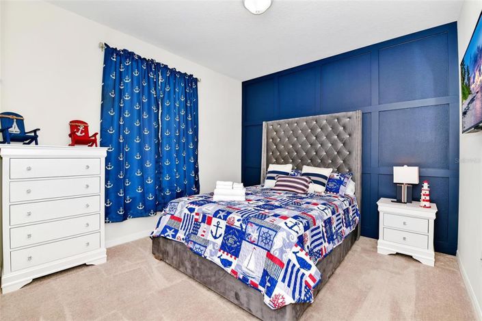 Image No.18-5 Bed Townhouse for sale