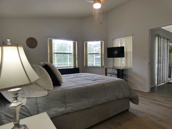 Image No.22-3 Bed Property for sale