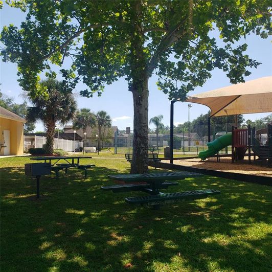 Image No.41-3 Bed Property for sale