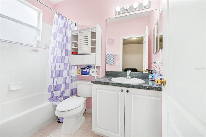 Image No.24-4 Bed Property for sale