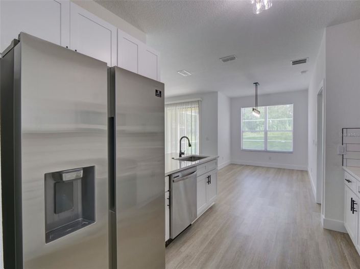 Image No.17-4 Bed Property for sale