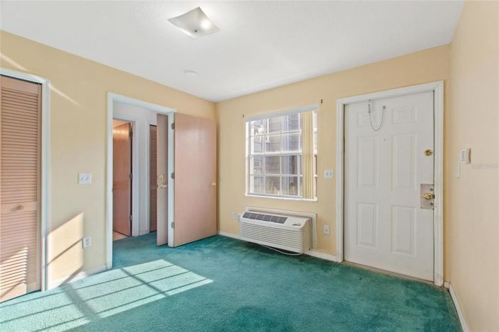 Image No.6-3 Bed Townhouse for sale