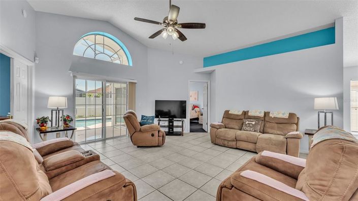 Image No.37-Propriété de 4 chambres à vendre à Davenport