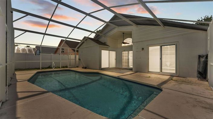 Image No.4-4 Bed House for sale